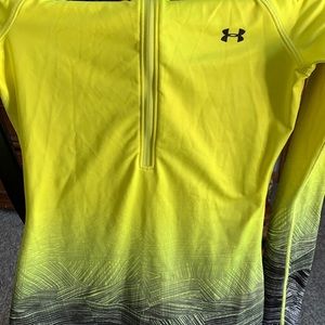 UA XS quarter zip
